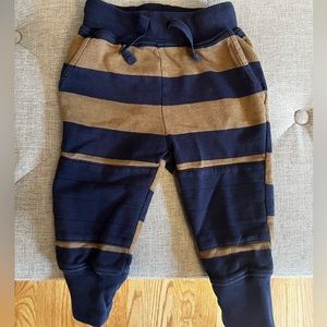 Hanna Andersson double knee boy’s striped sweatpants, lightly worn